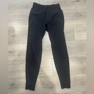 Men’s XS Black Lululemon Skinny Joggers